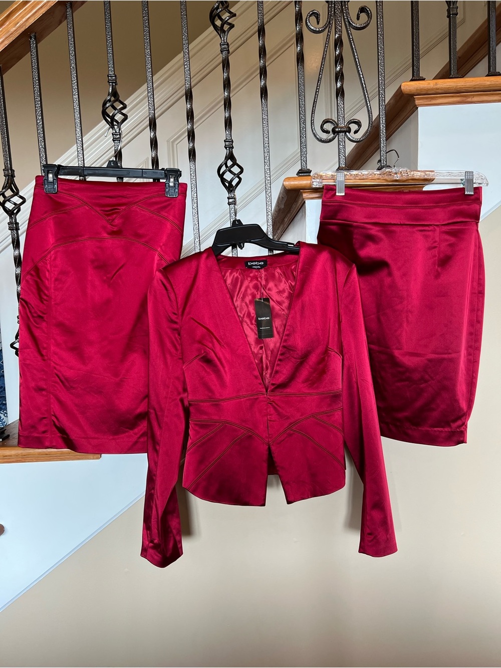 Bebe Red Satin Three-Piece Skirt set blazer new sz 6 skirts sz 2 & 4